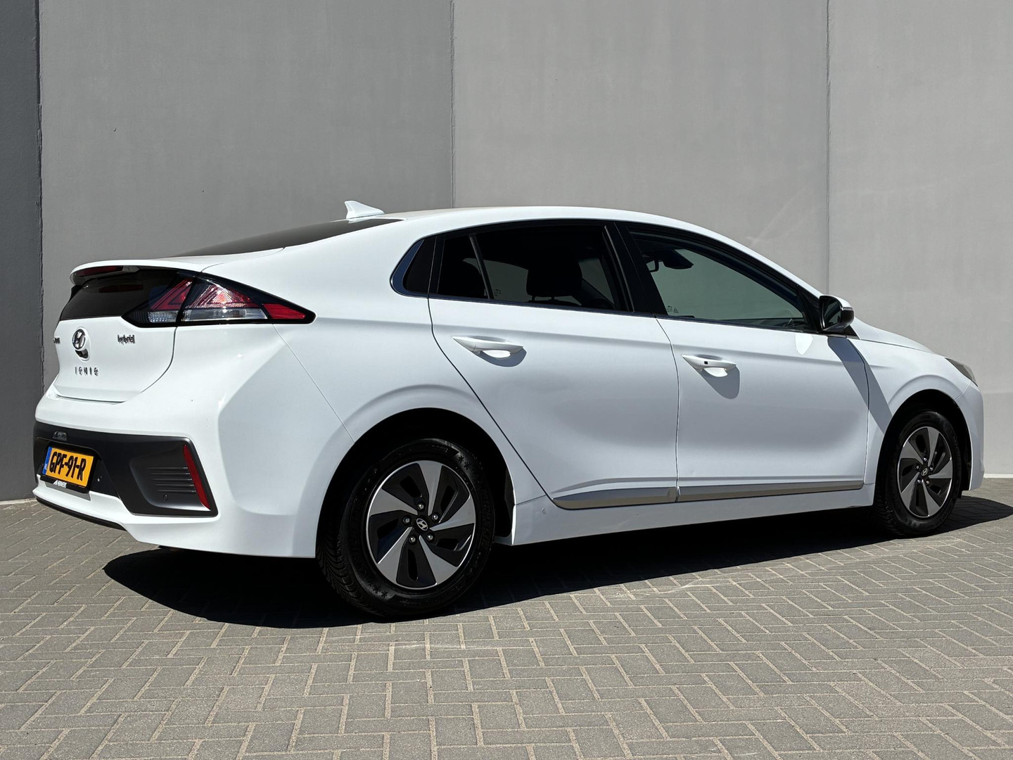 Hyundai Ioniq