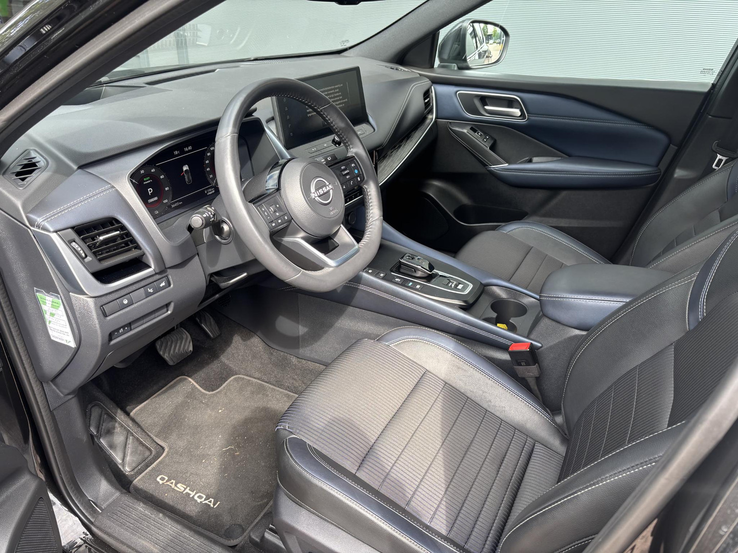 Nissan Nissan