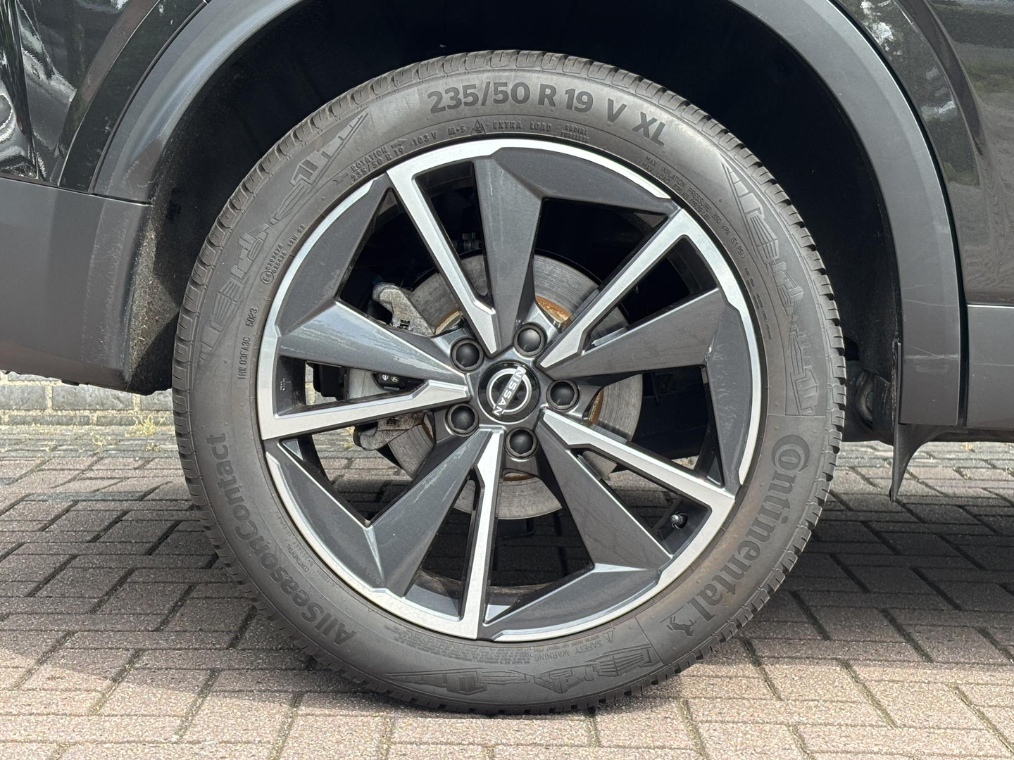 Nissan Nissan