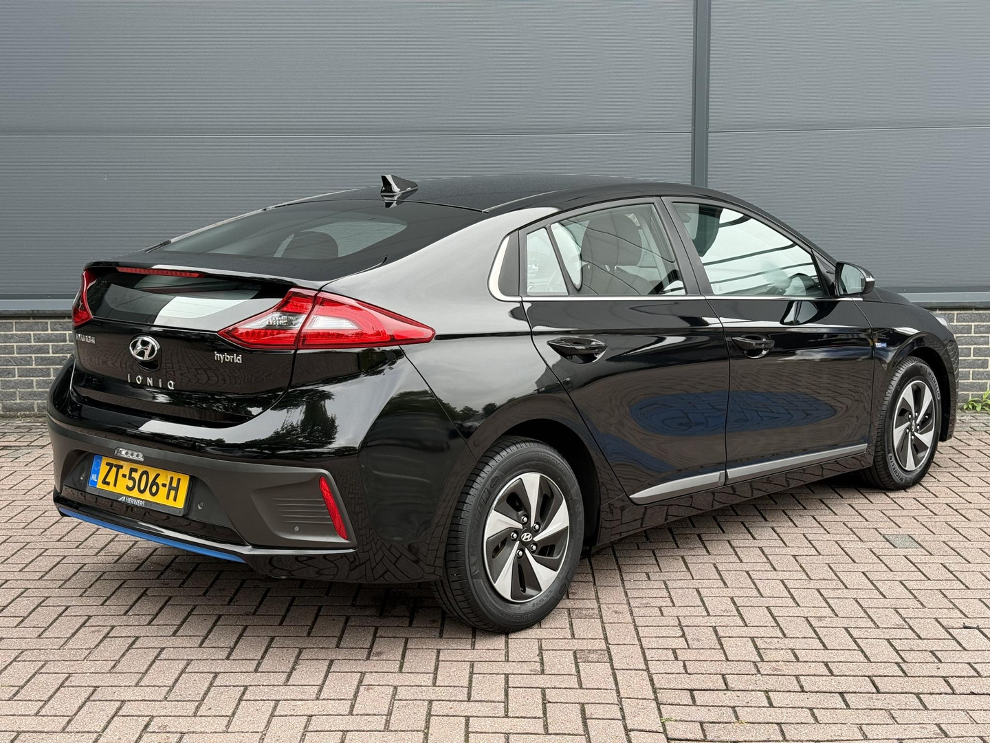 Hyundai Ioniq