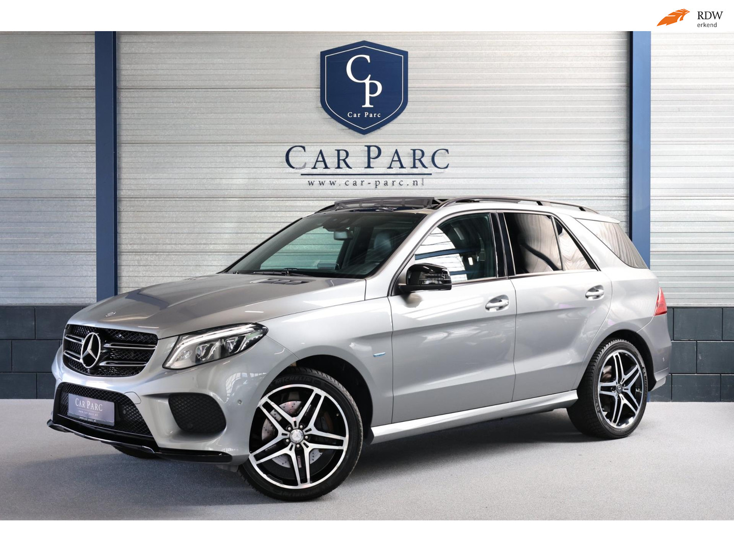 Mercedes-Benz Mercedes-Benz