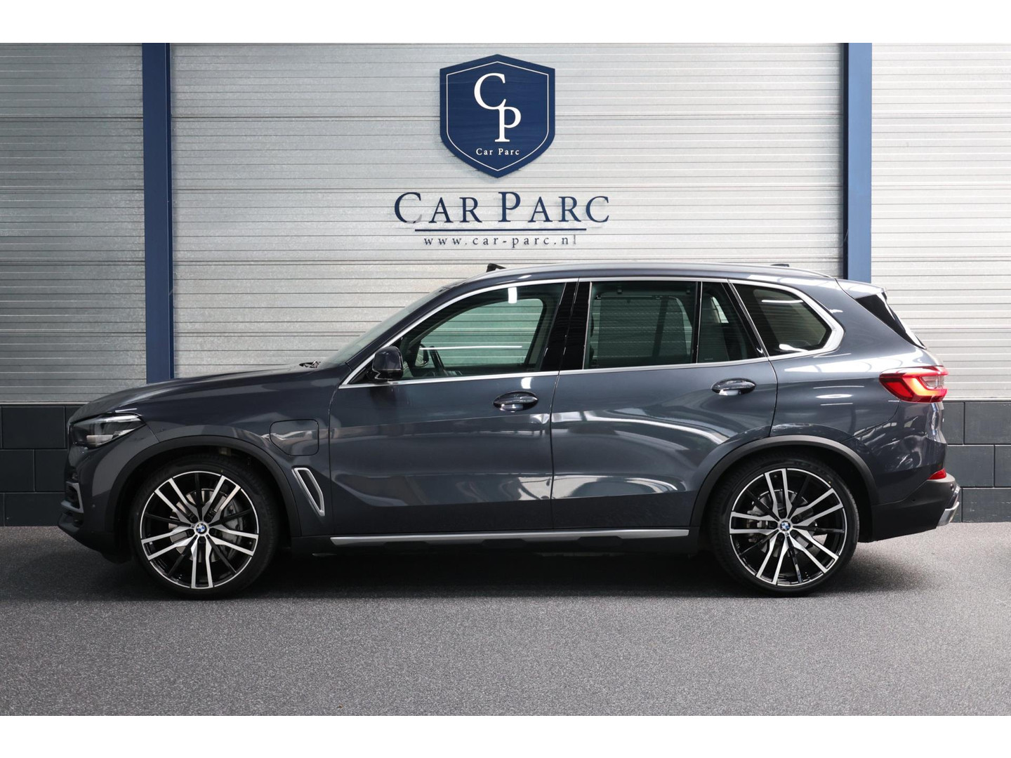 BMW BMW