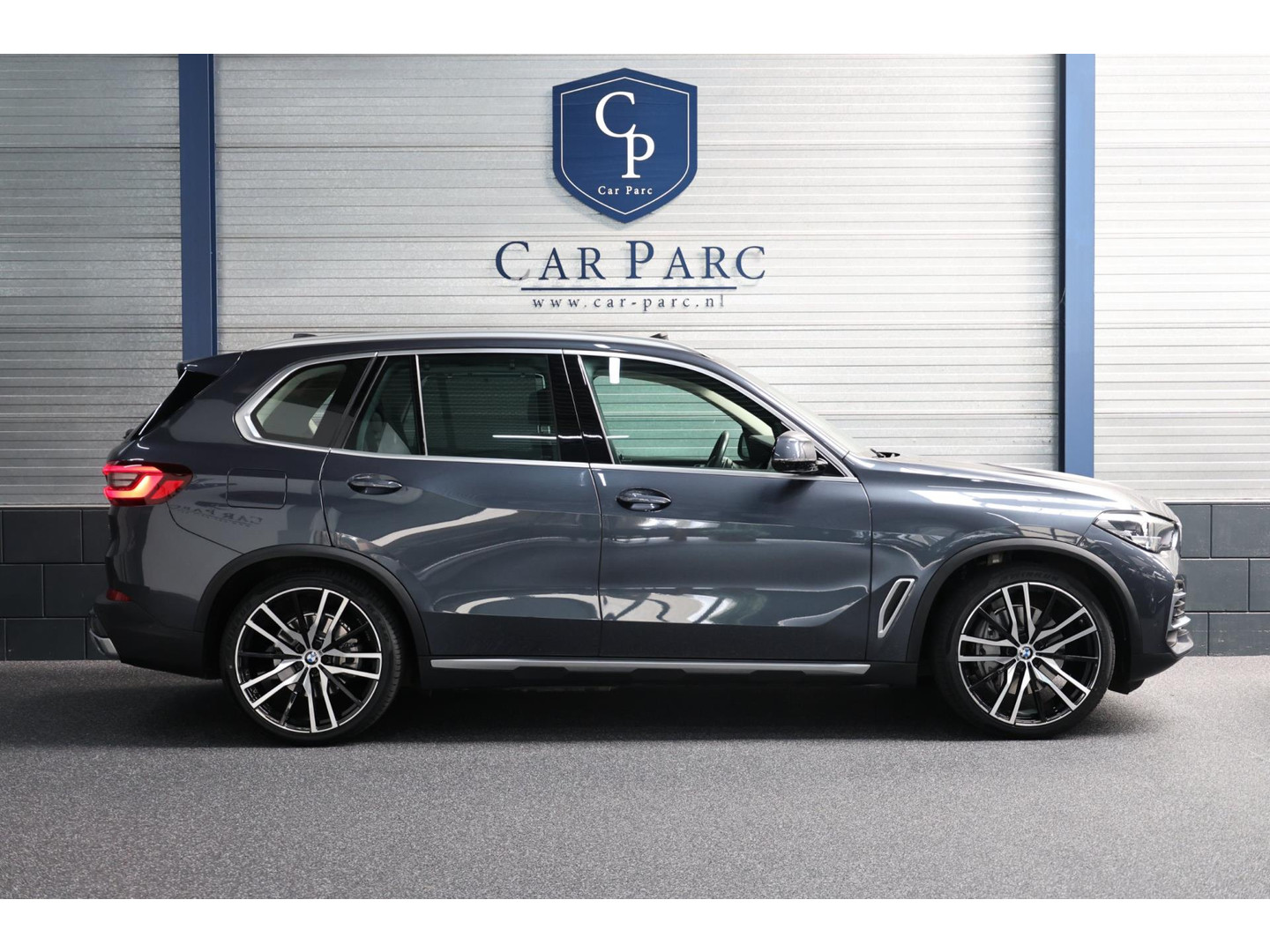 BMW BMW