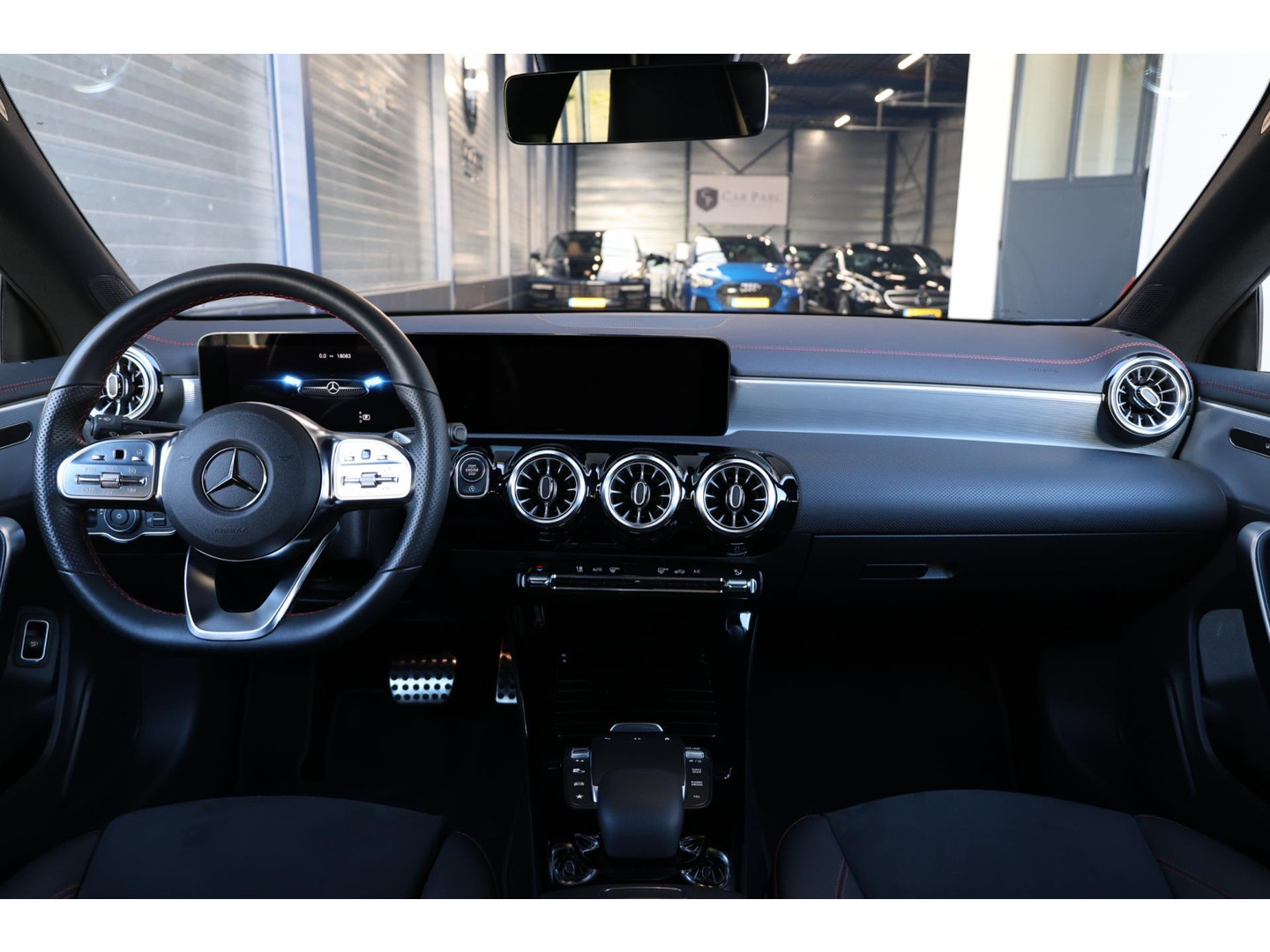 Mercedes-Benz Mercedes-Benz