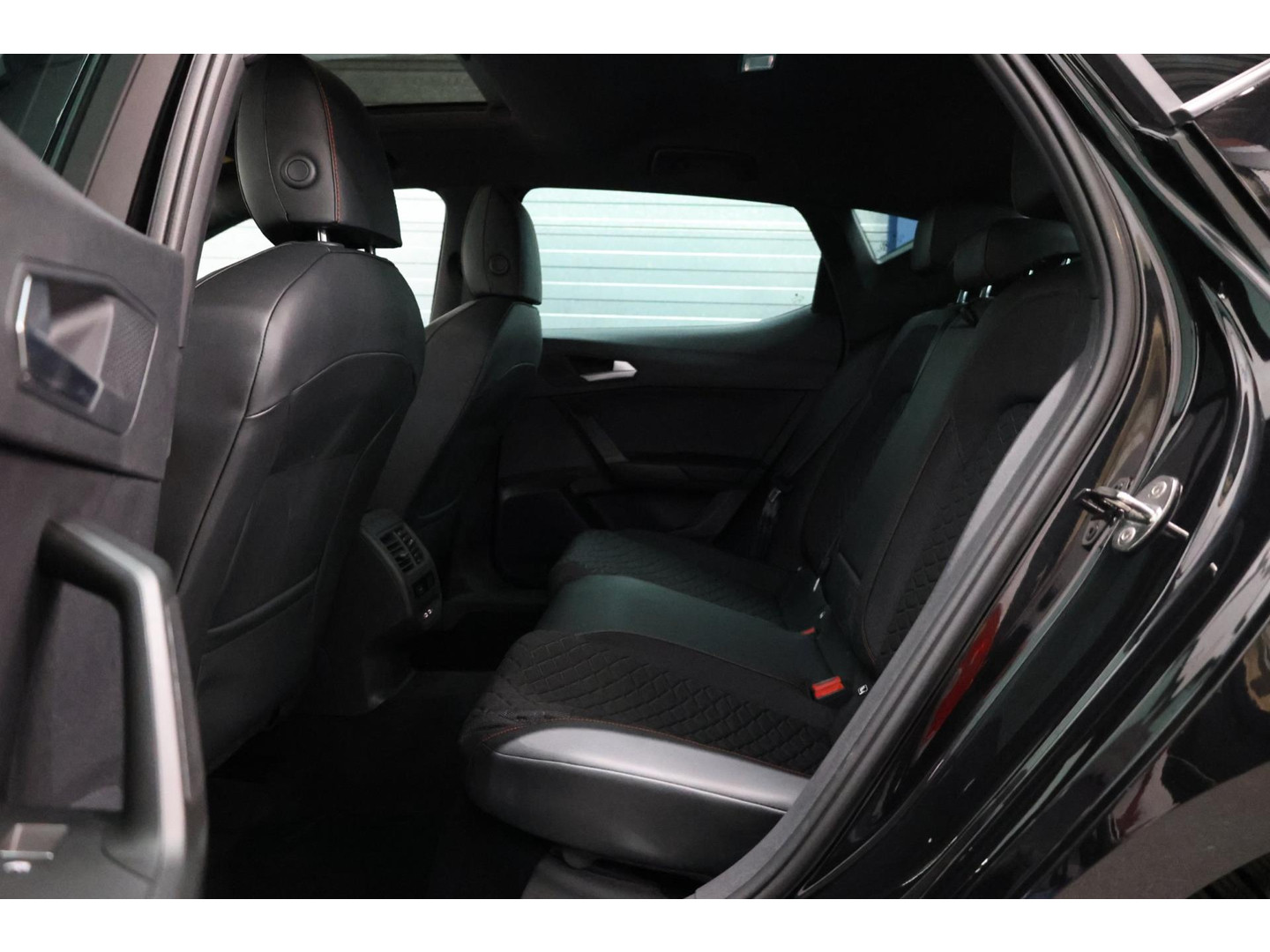 SEAT SEAT