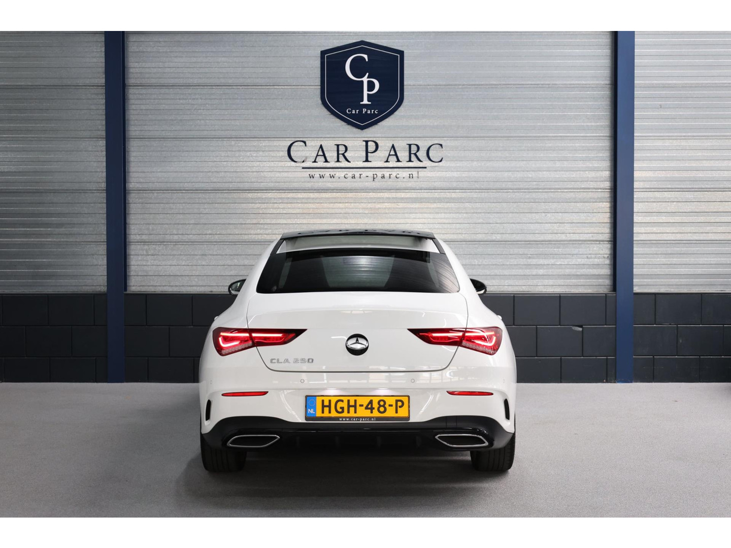 Mercedes-Benz Mercedes-Benz