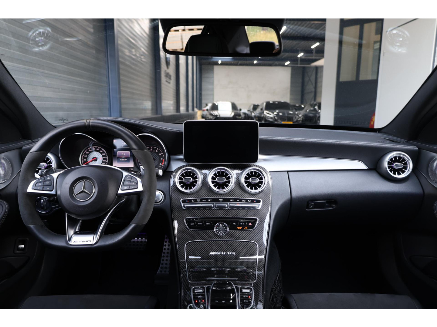 Mercedes-Benz Mercedes-Benz