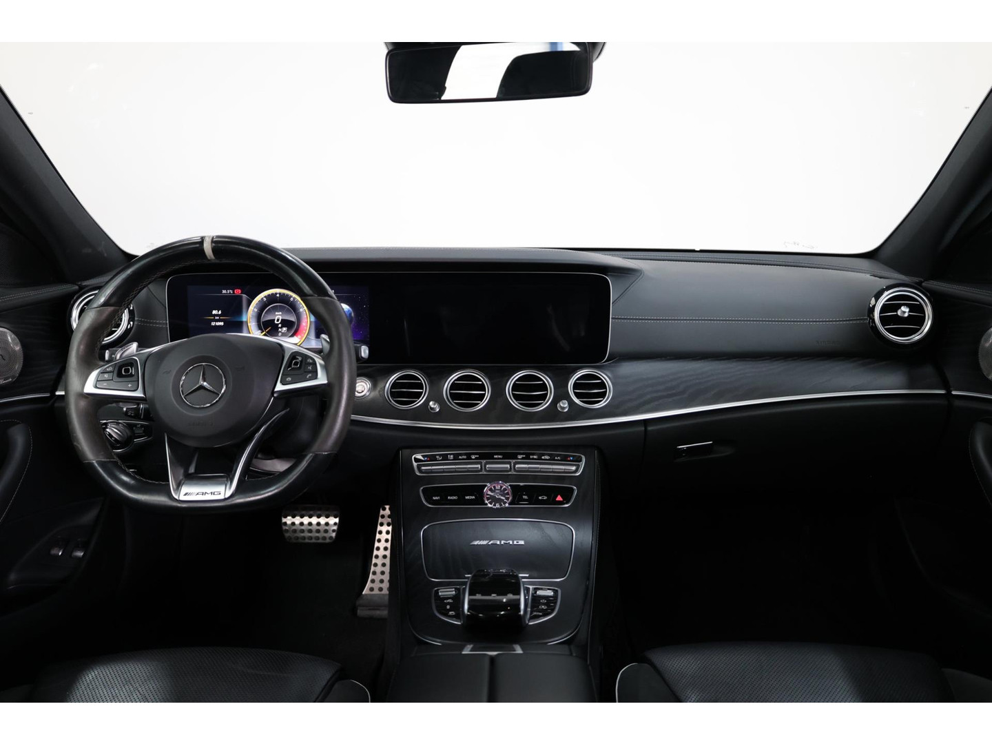Mercedes-Benz Mercedes-Benz