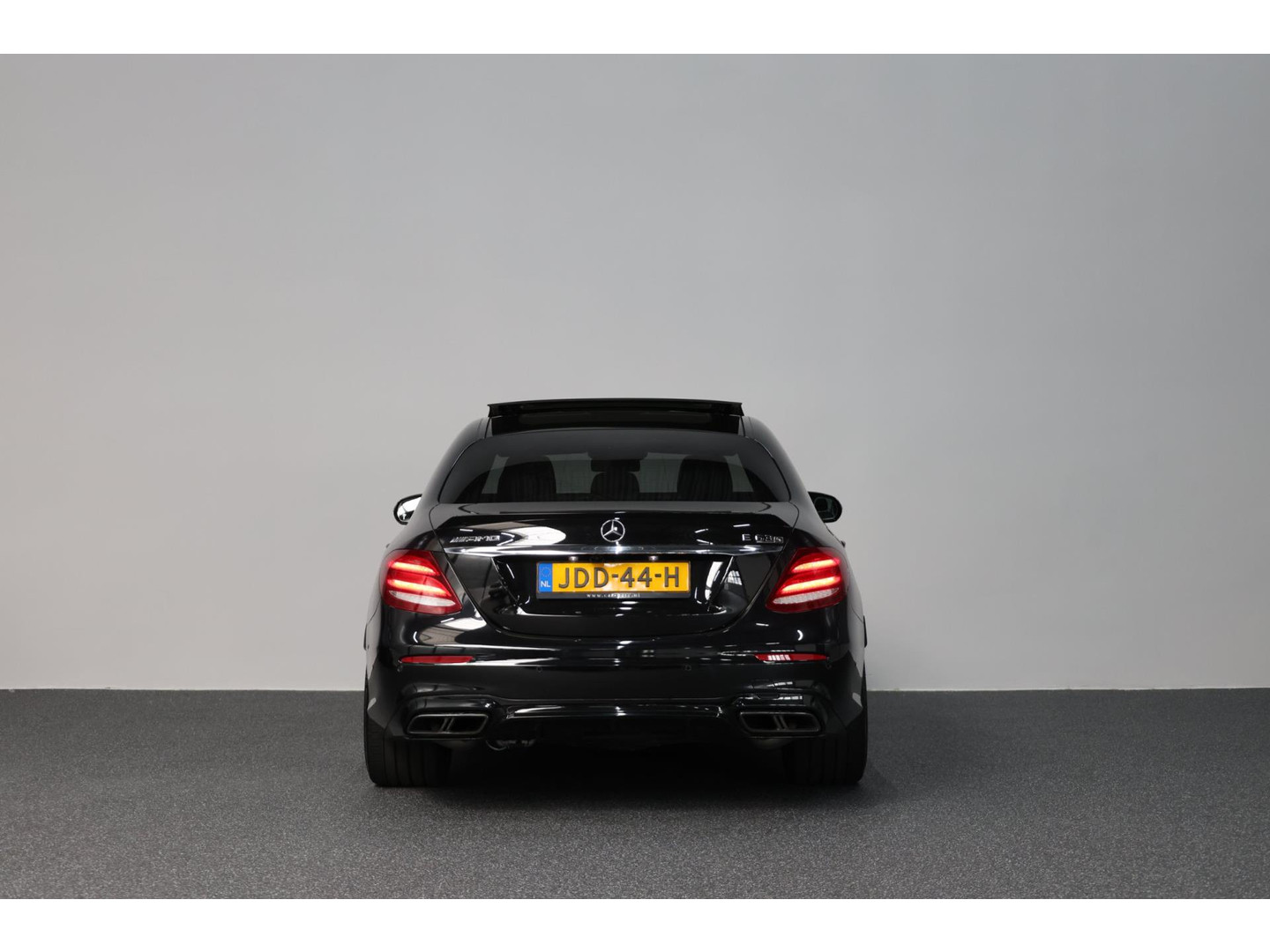 Mercedes-Benz Mercedes-Benz