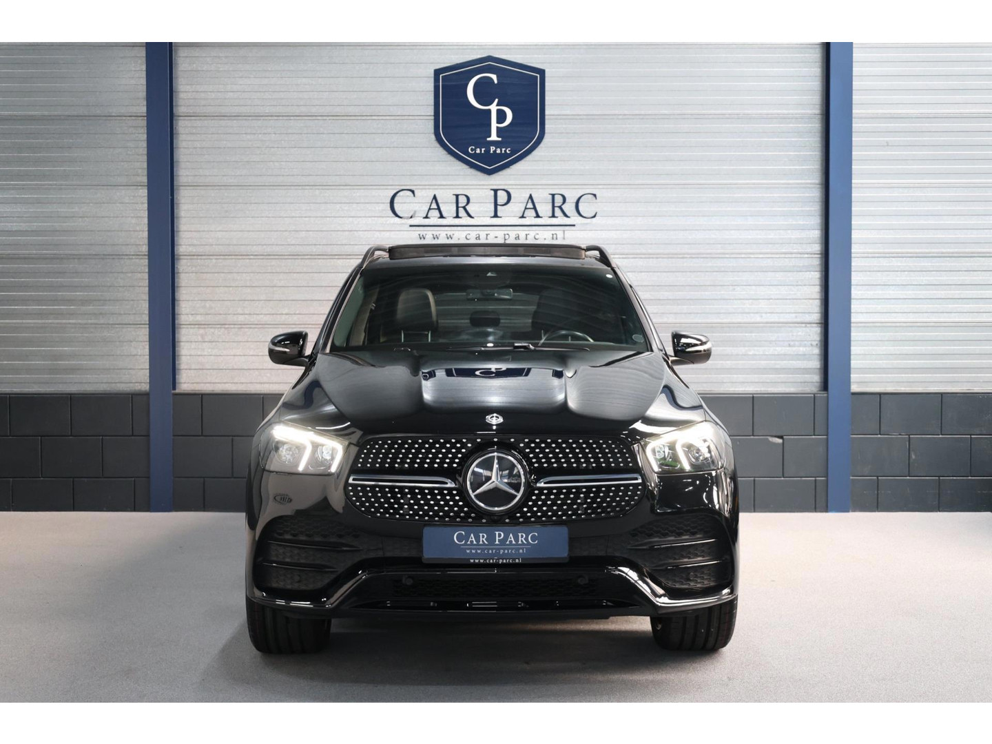 Mercedes-Benz Mercedes-Benz