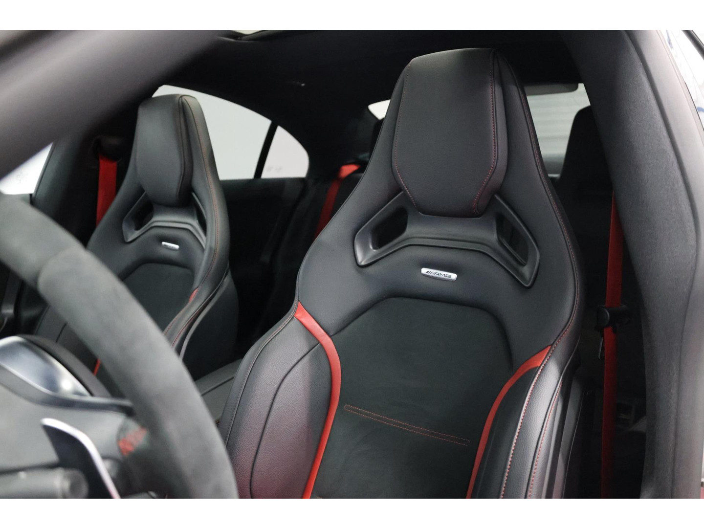 Mercedes-Benz Mercedes-Benz