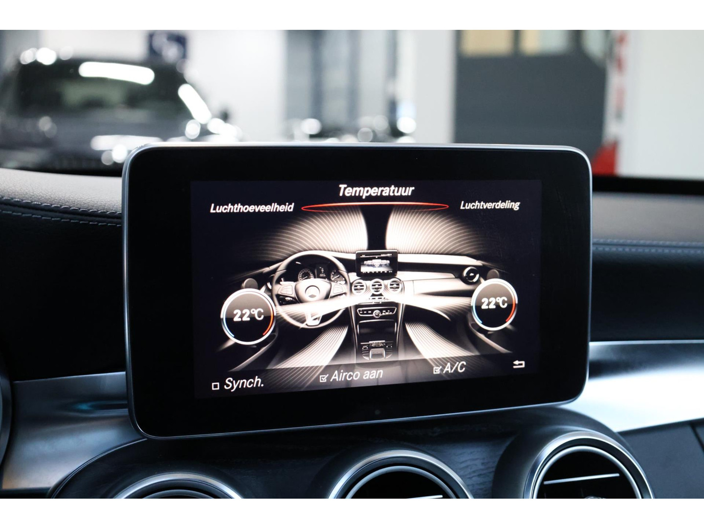 Mercedes-Benz Mercedes-Benz