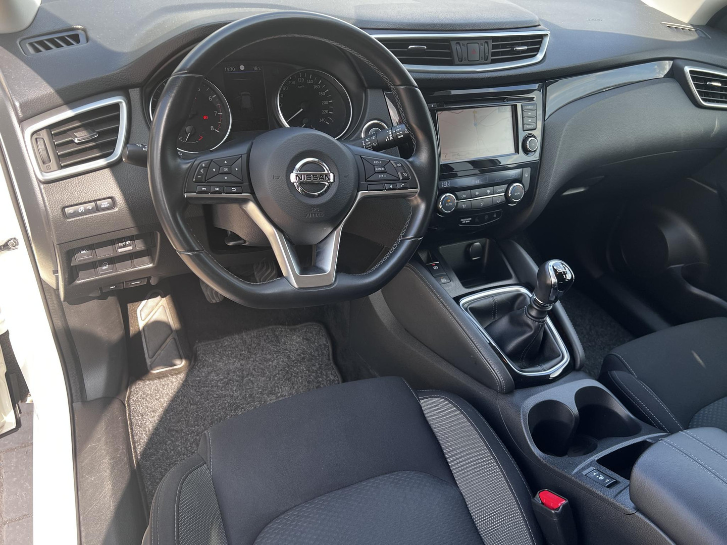 Nissan Nissan