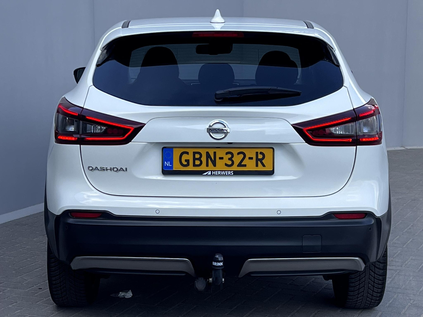 Nissan Nissan