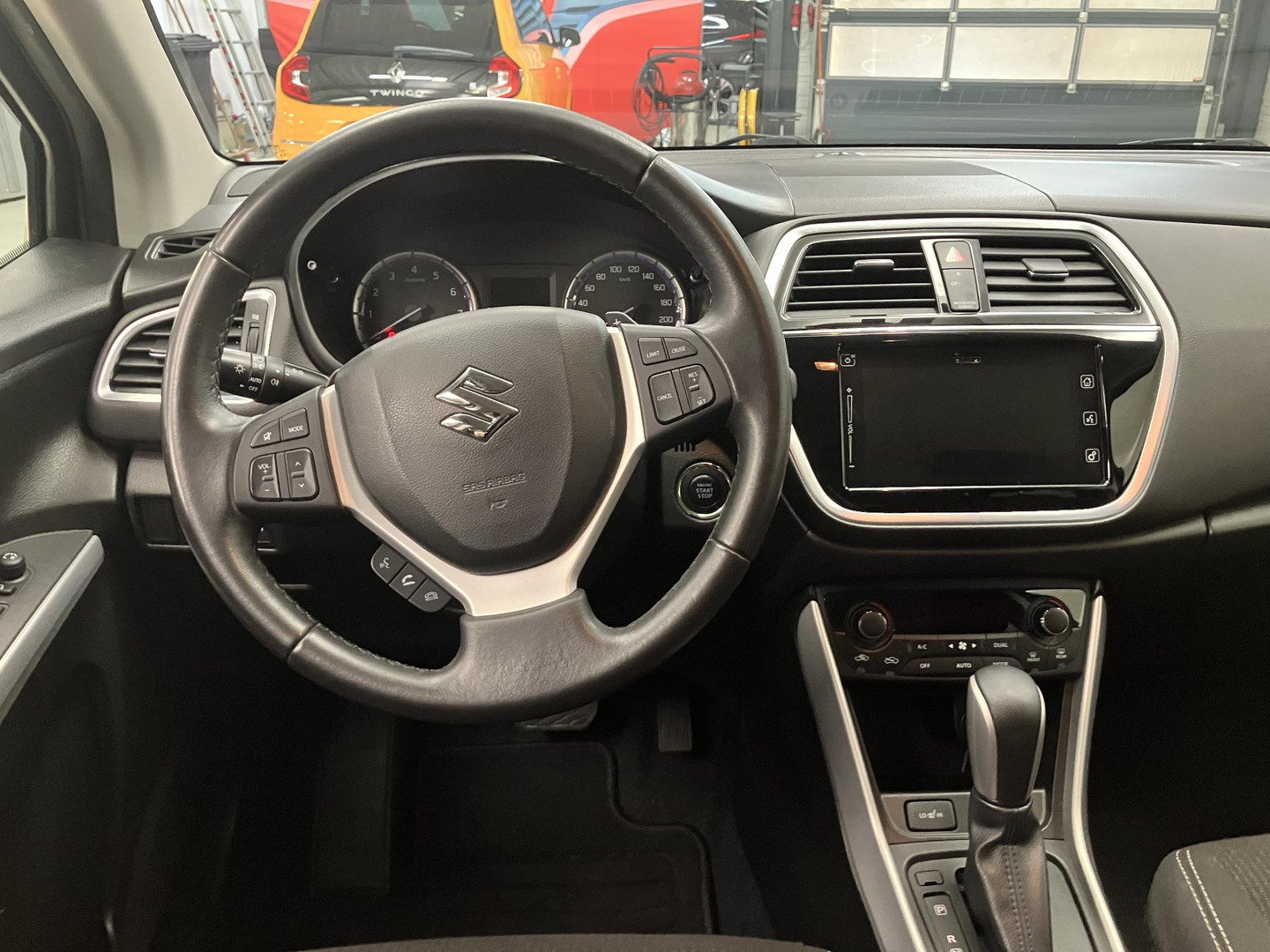Suzuki S-Cross