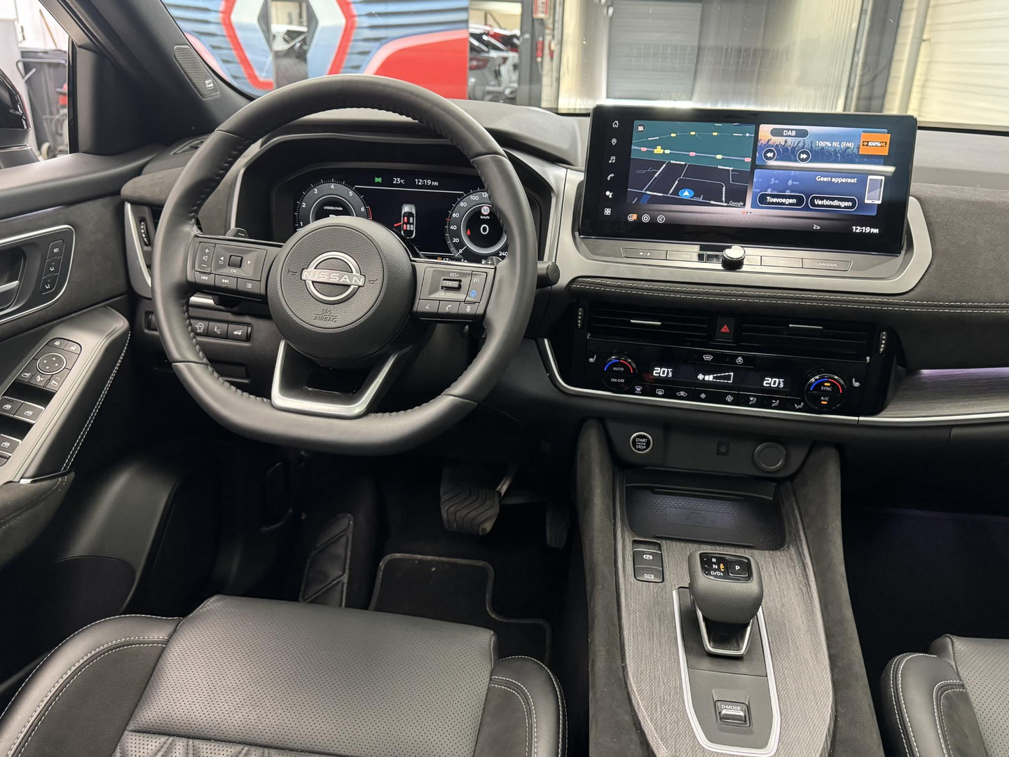 Nissan Nissan