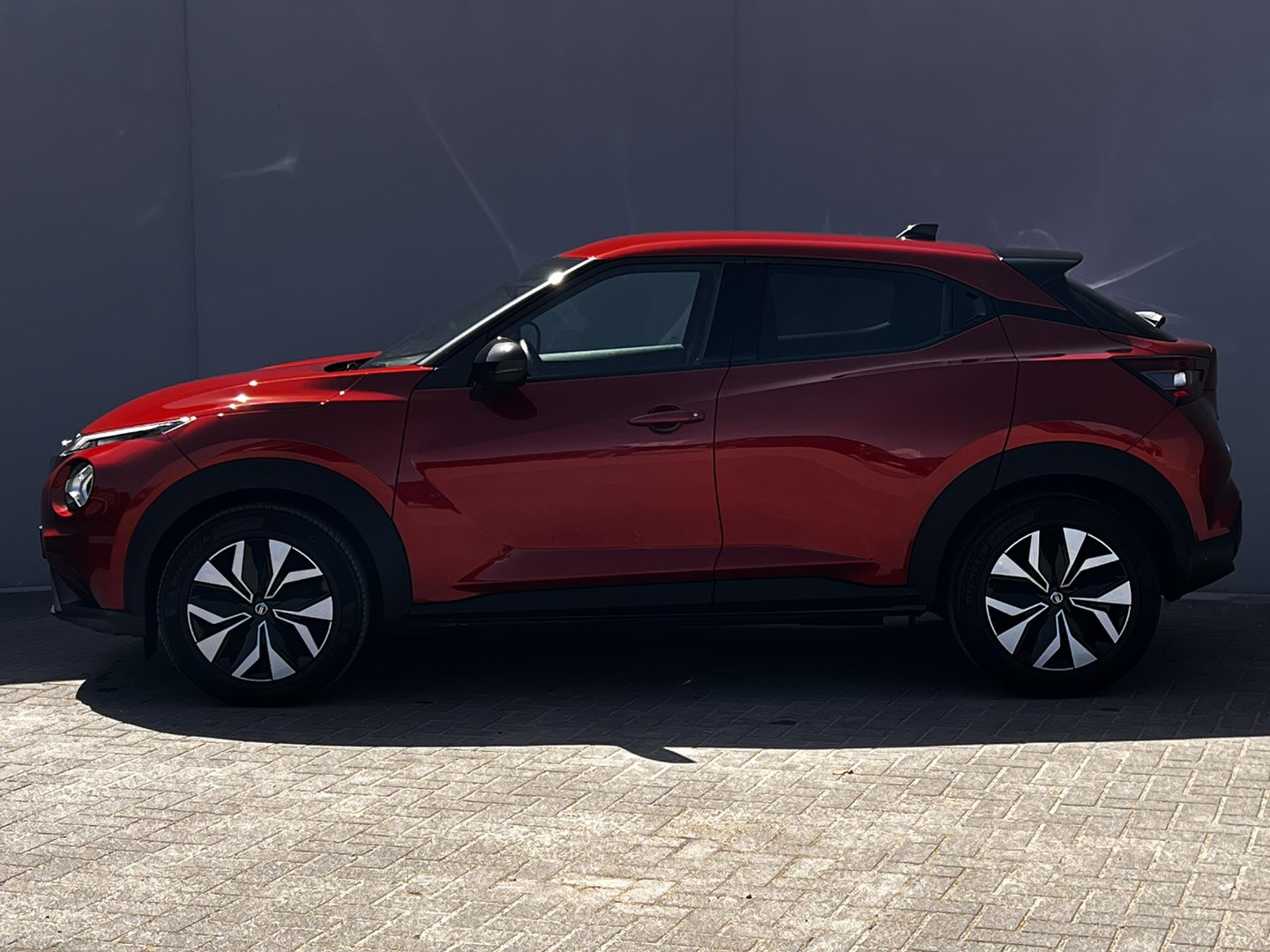 Nissan Nissan