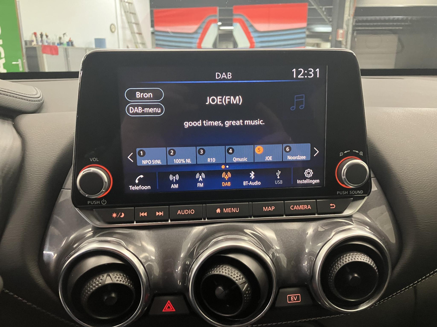 Nissan Nissan