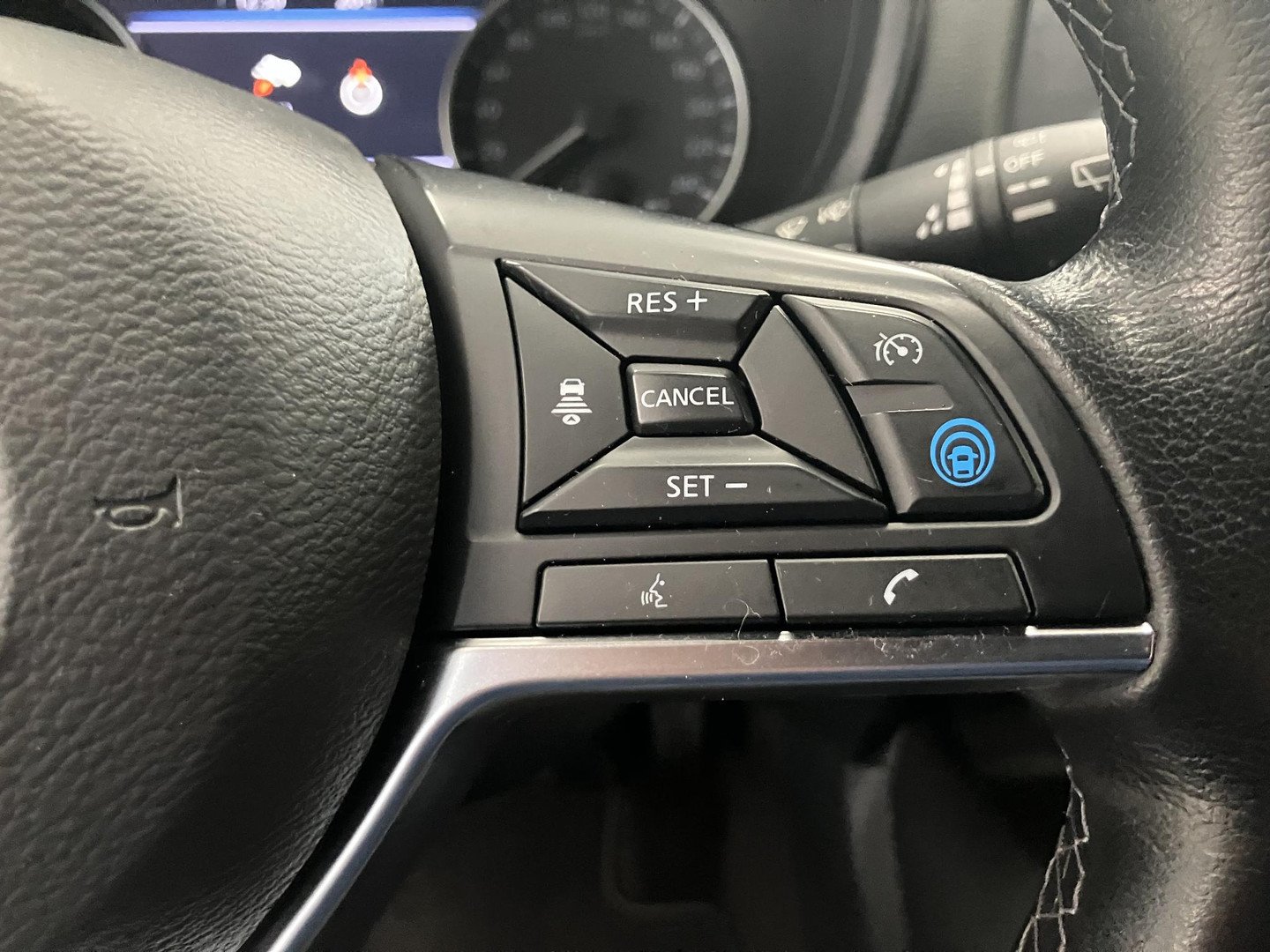 Nissan Nissan