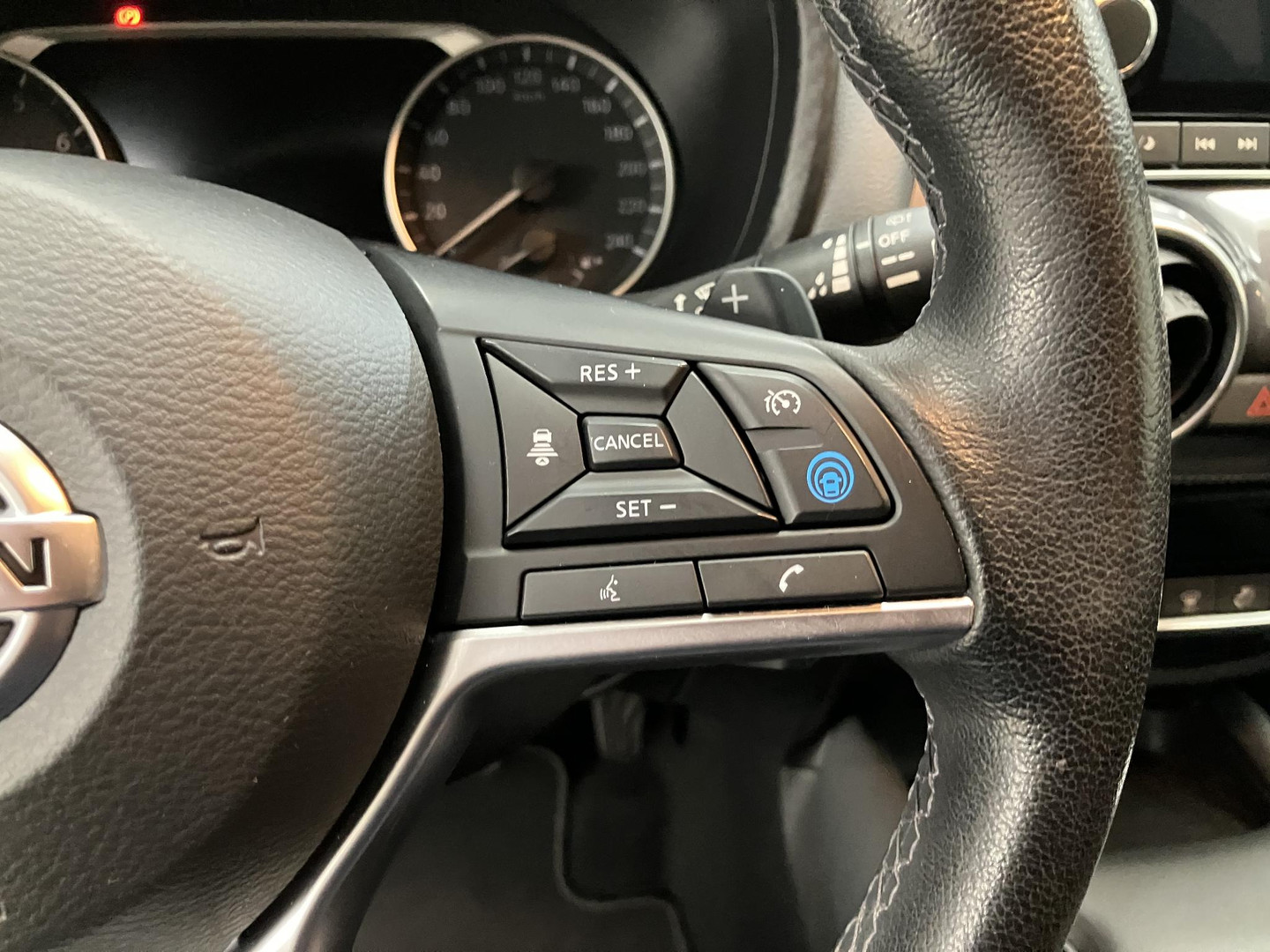 Nissan Nissan