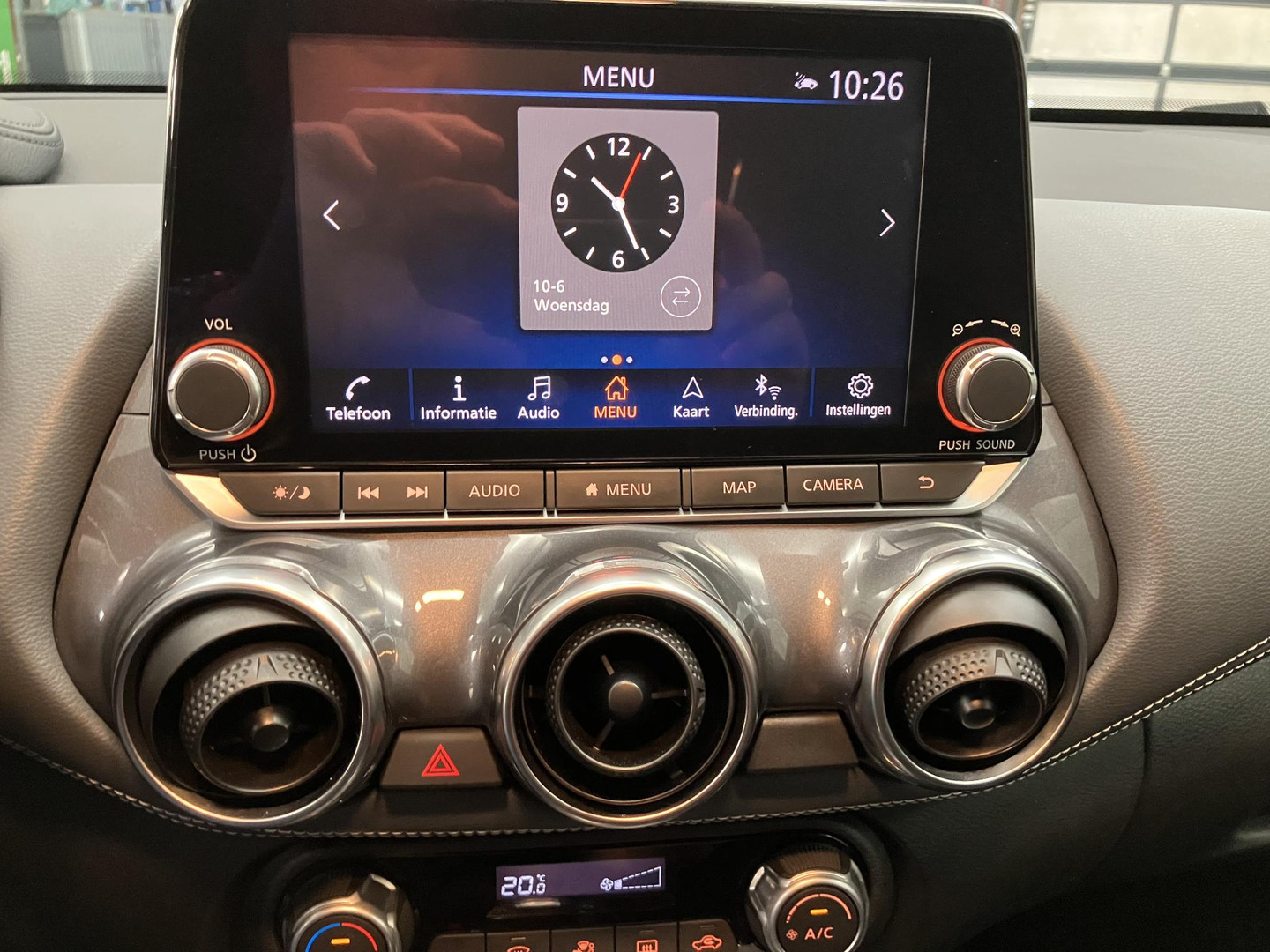 Nissan Nissan
