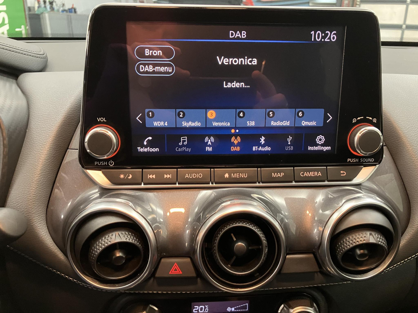 Nissan Nissan