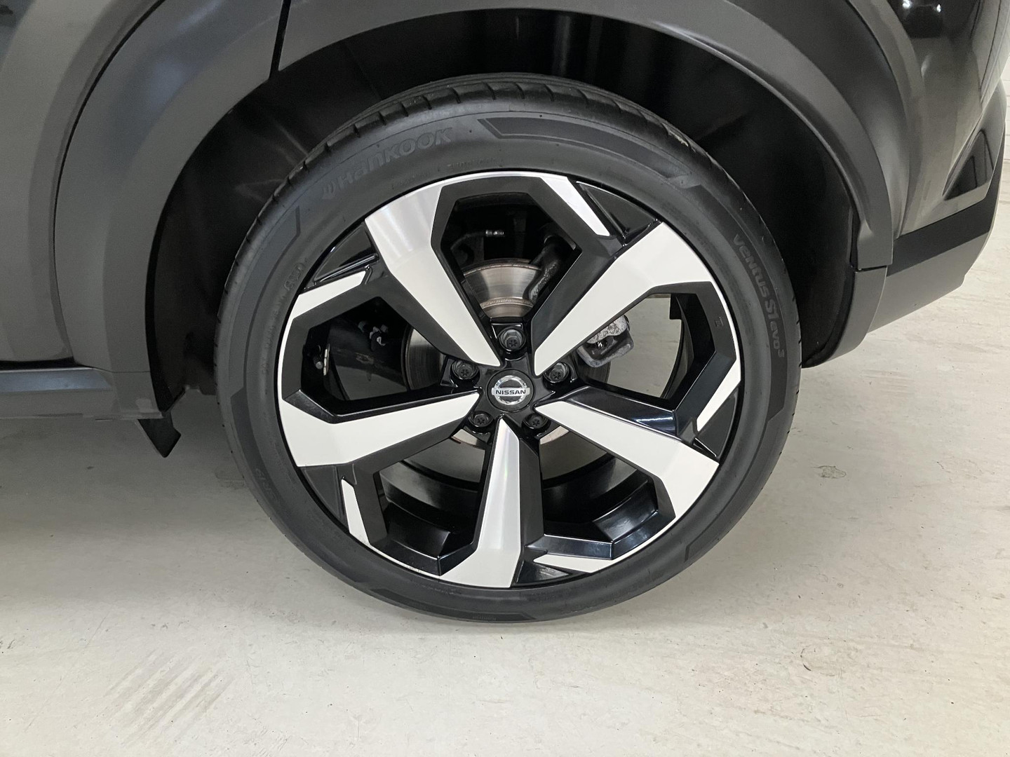 Nissan Nissan
