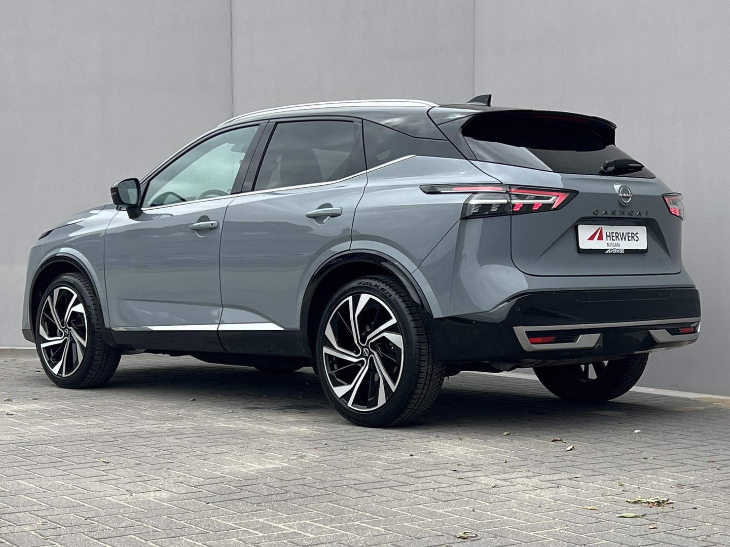 Nissan Nissan