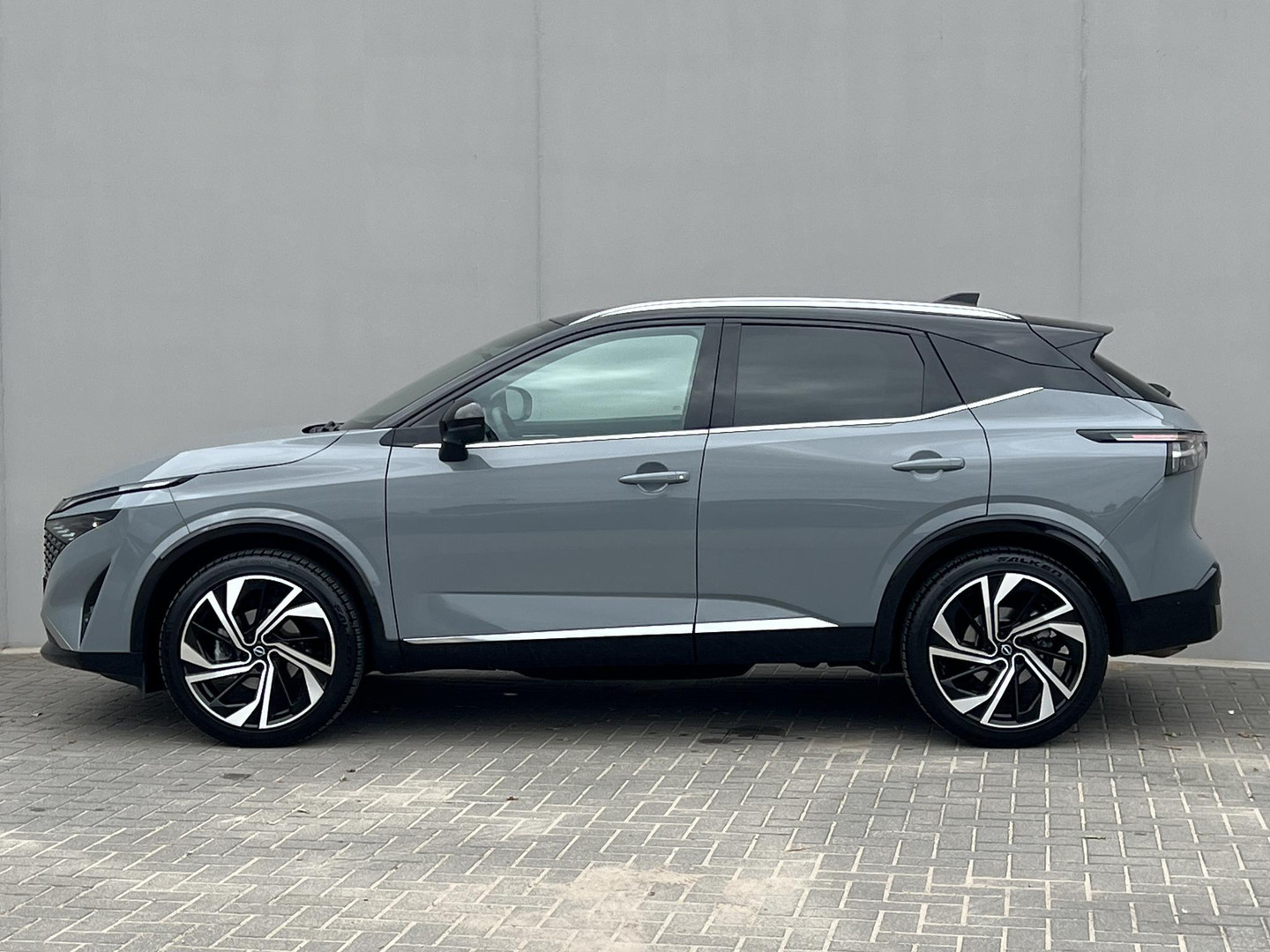Nissan Nissan