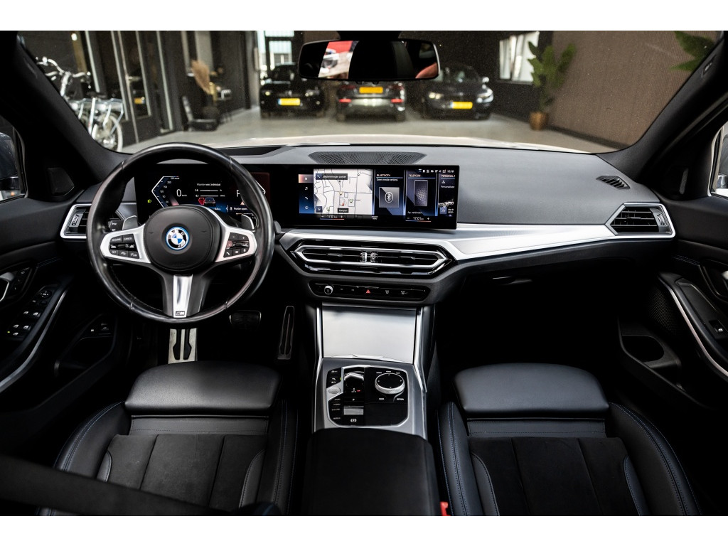 BMW BMW