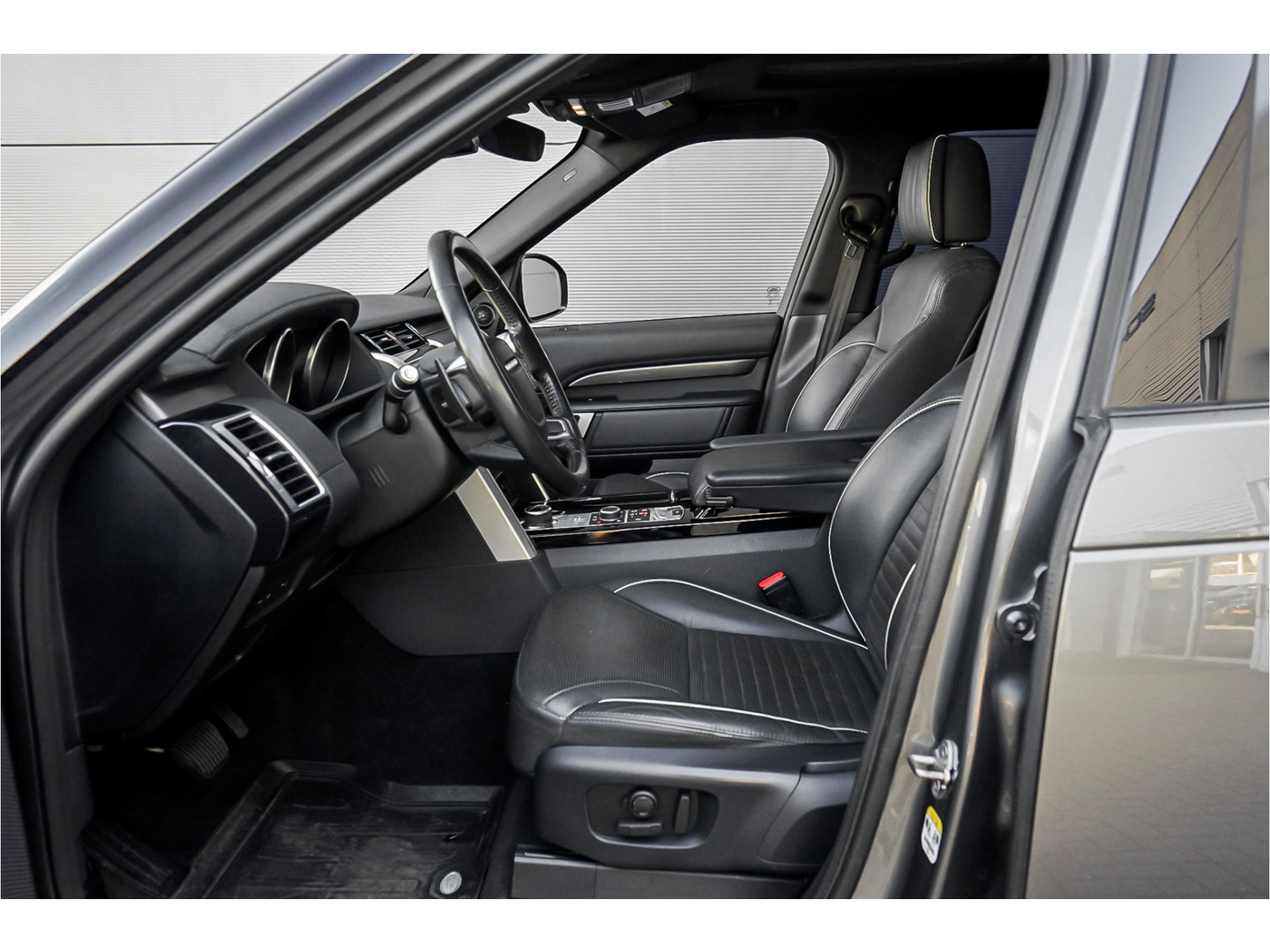 Land Rover Land Rover