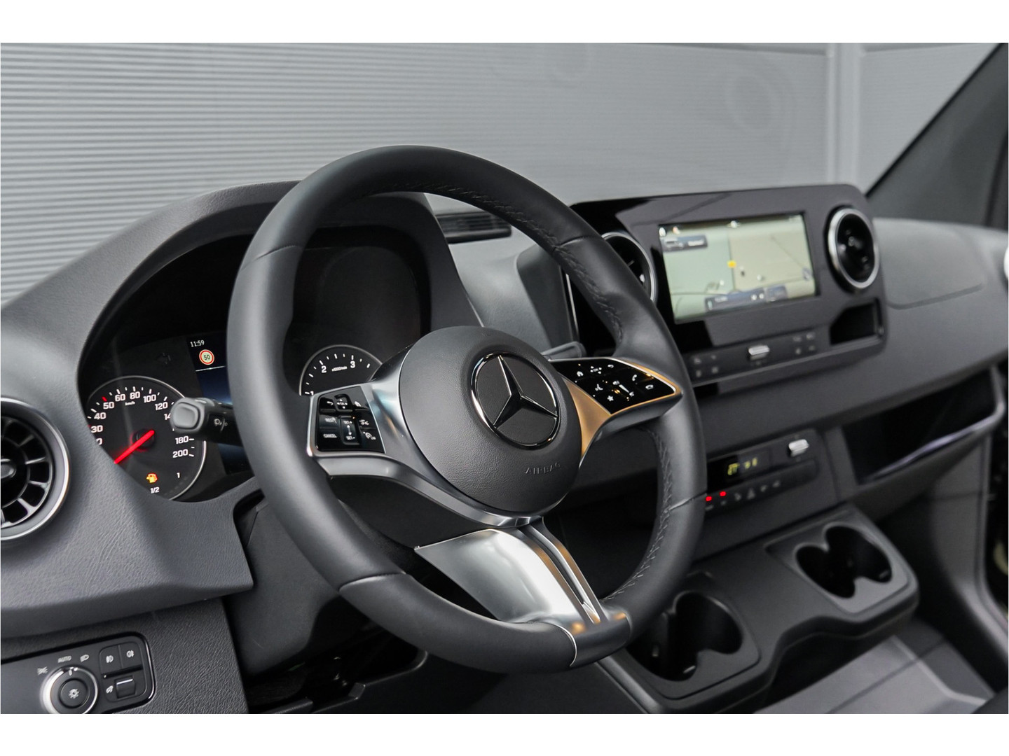 Mercedes-Benz Mercedes-Benz