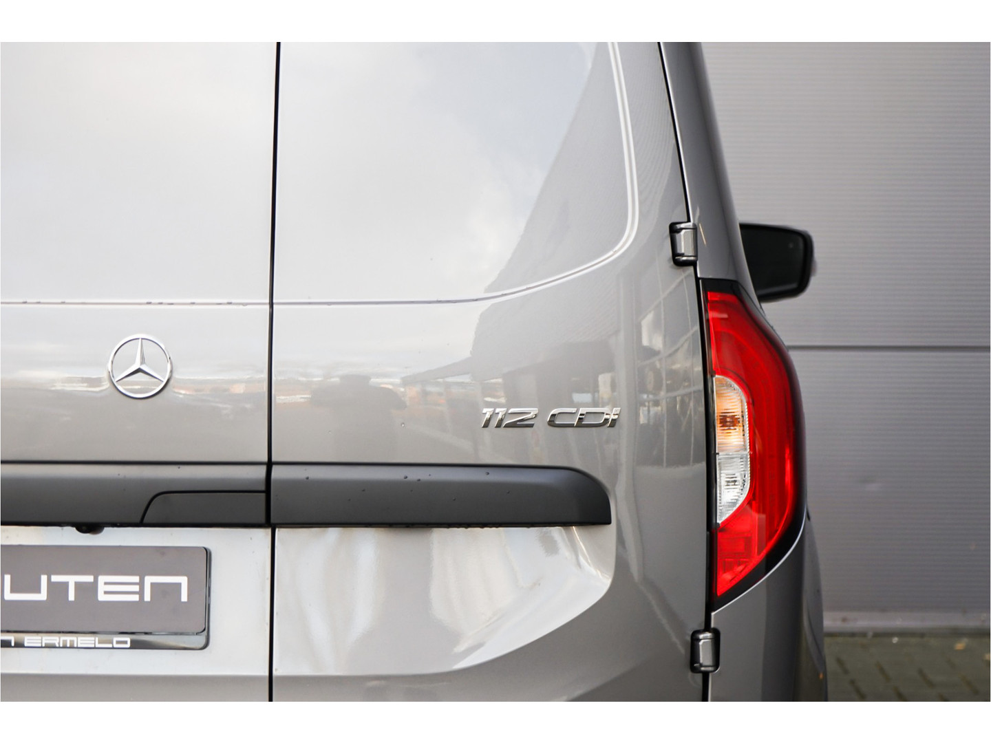 Mercedes-Benz Mercedes-Benz