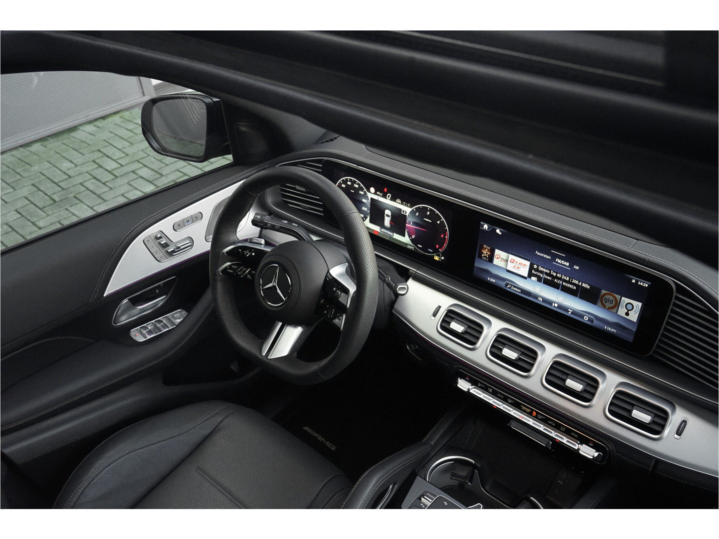 Mercedes-Benz Mercedes-Benz