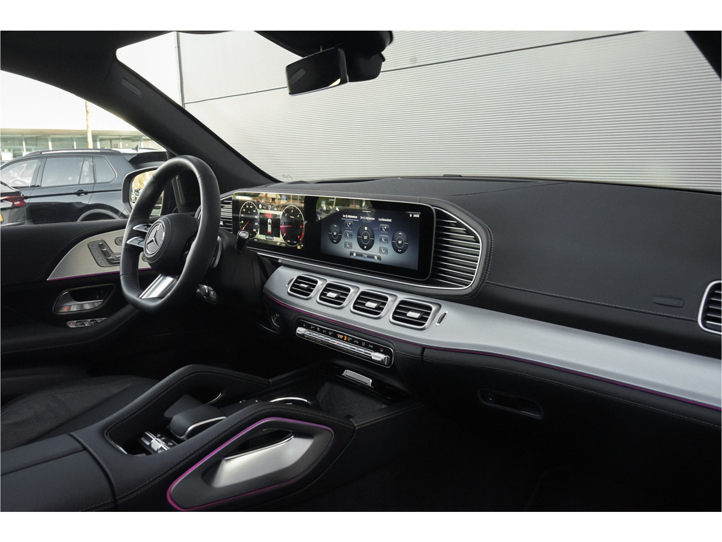 Mercedes-Benz Mercedes-Benz