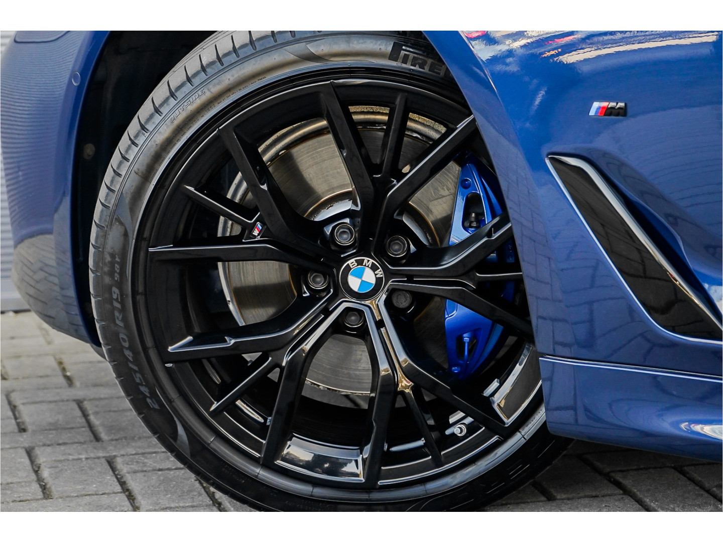 BMW