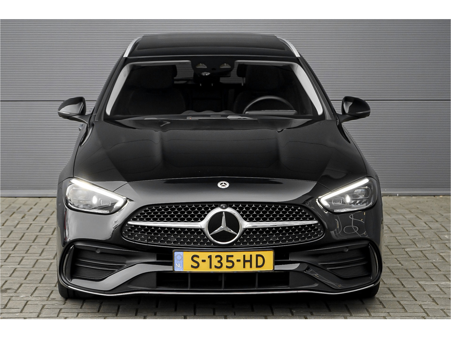 Mercedes-Benz Mercedes-Benz