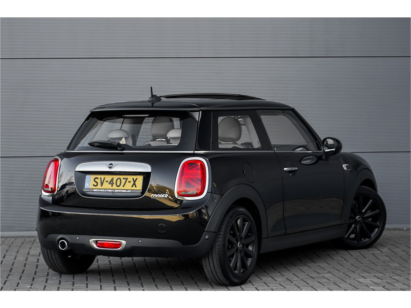 MINI