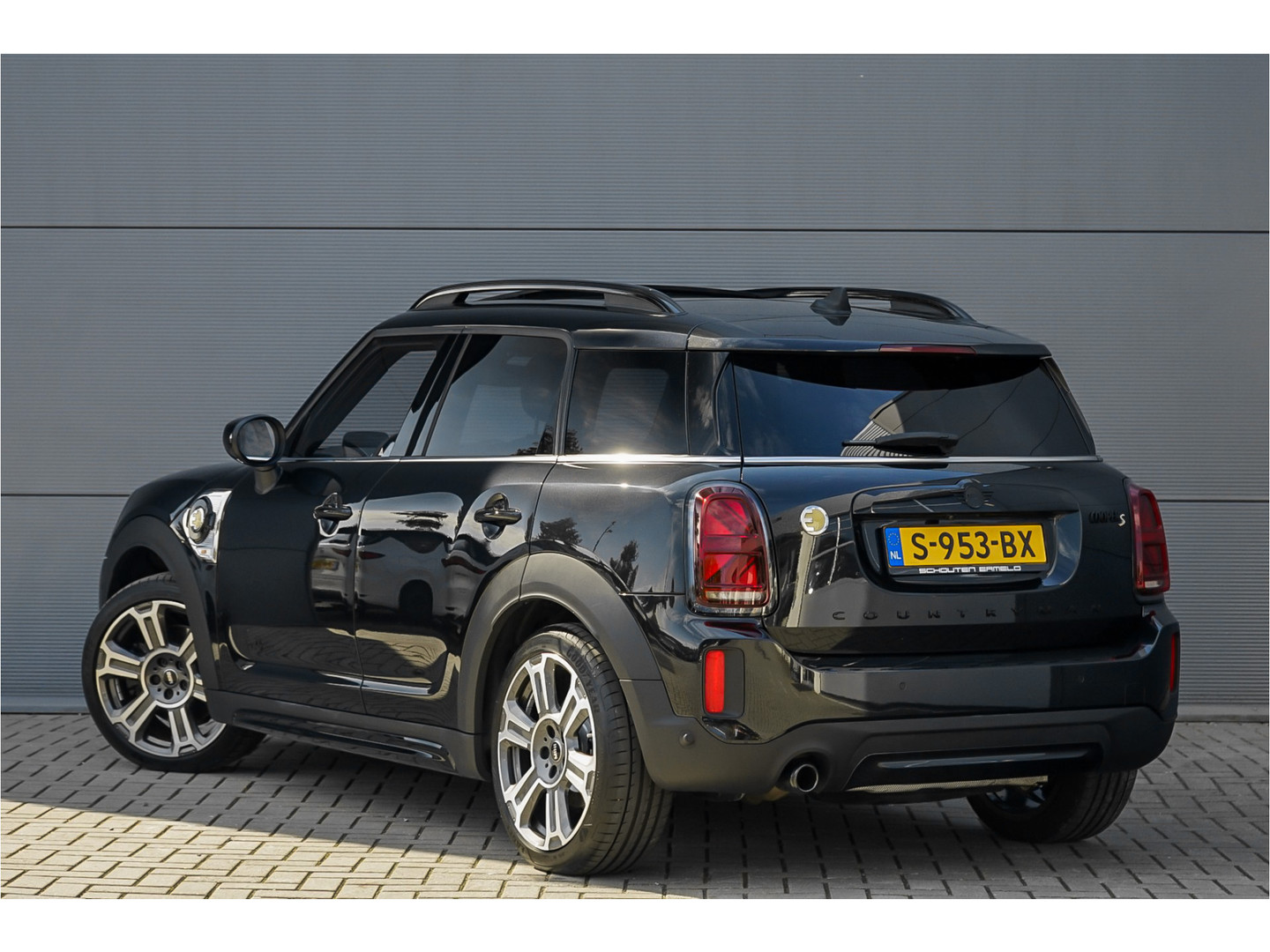 MINI MINI