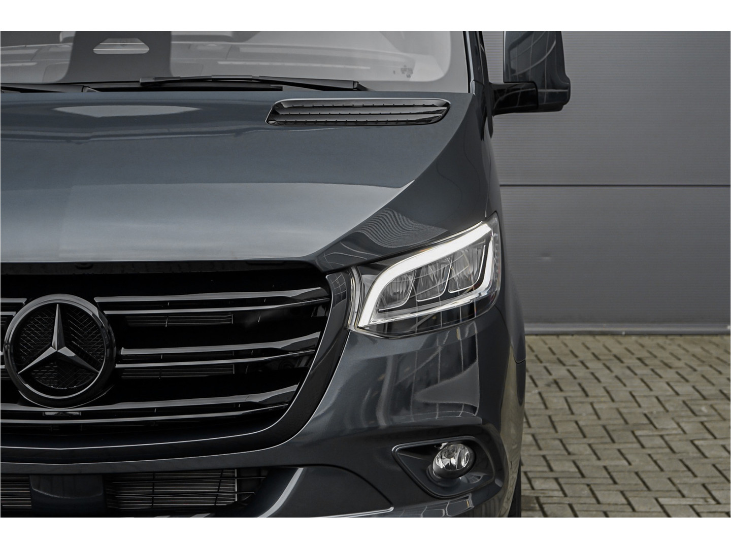 Mercedes-Benz Mercedes-Benz