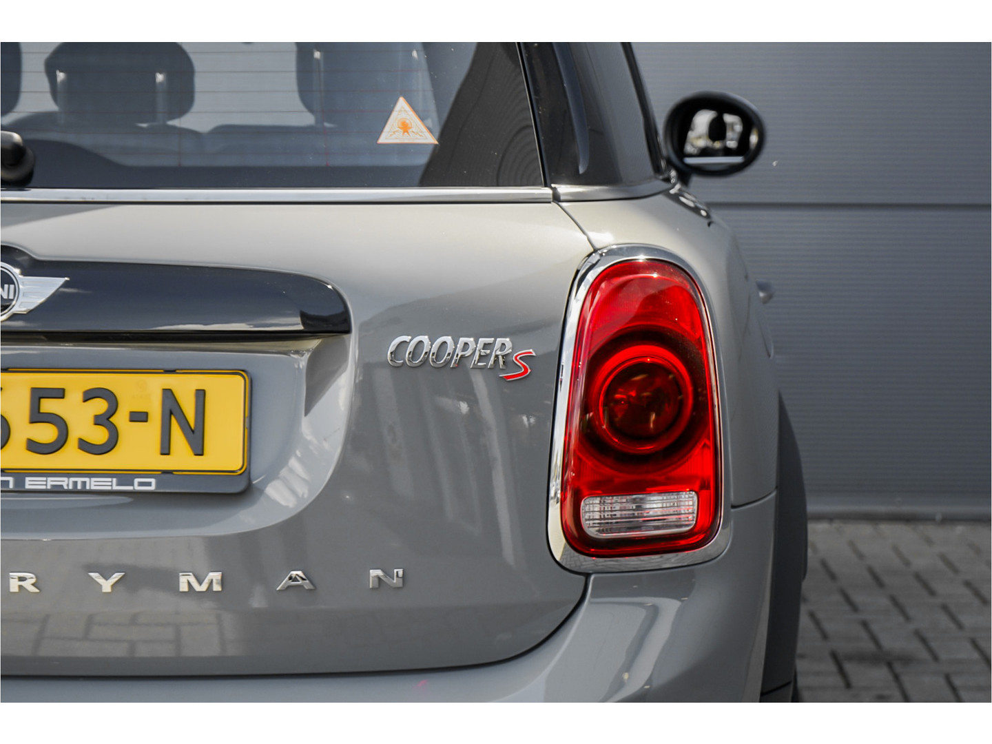 MINI