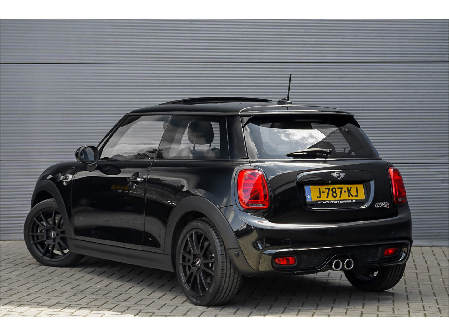 MINI