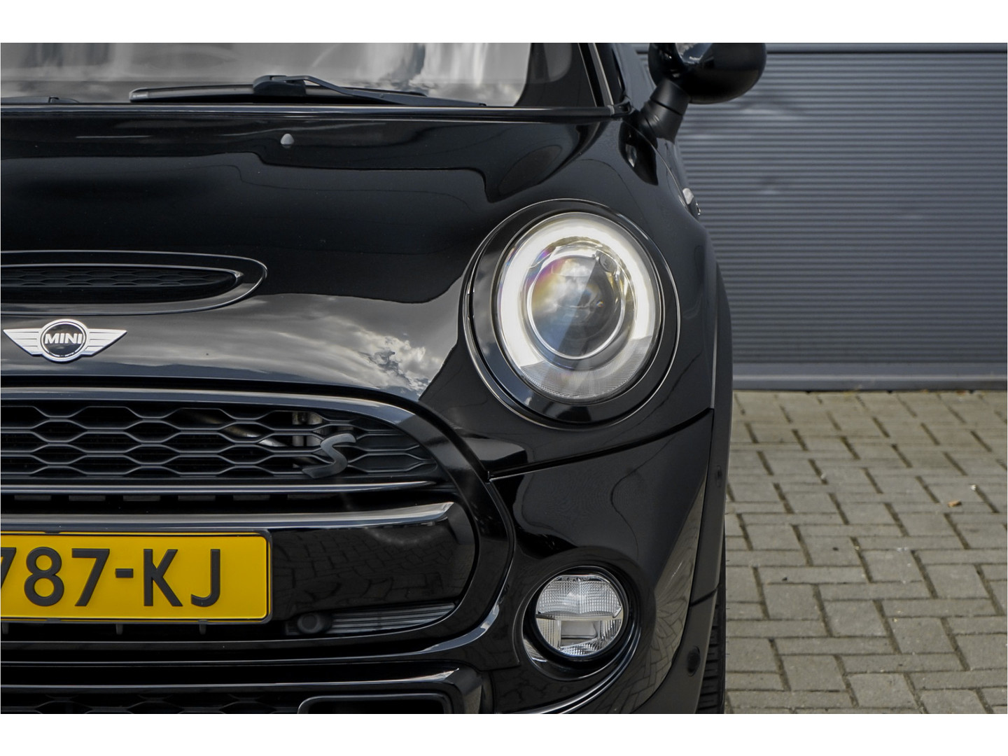 MINI