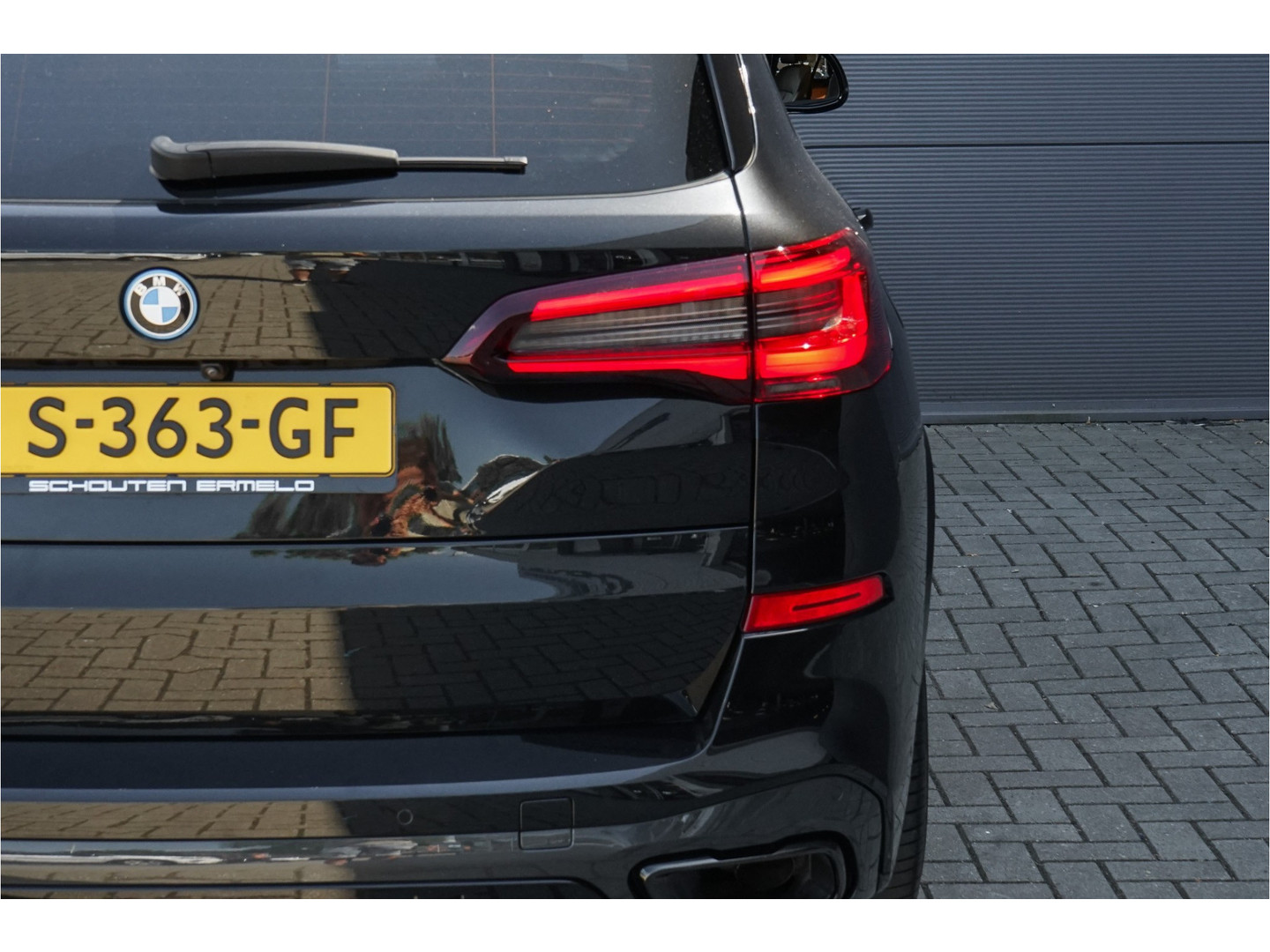 BMW BMW