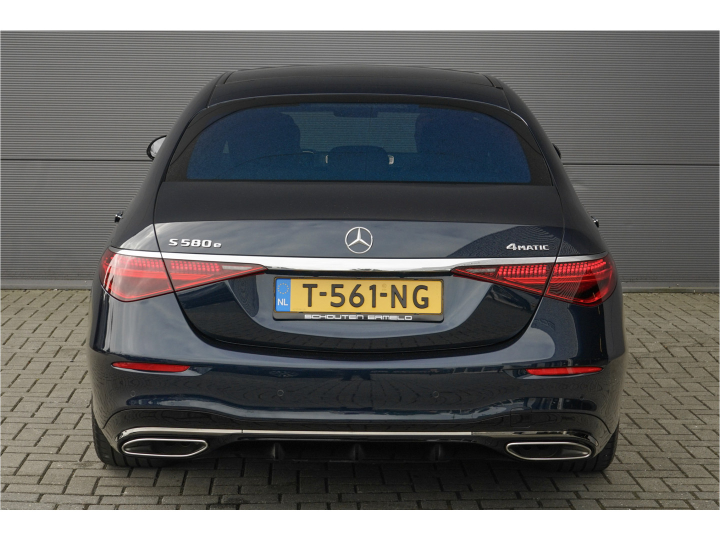 Mercedes-Benz Mercedes-Benz