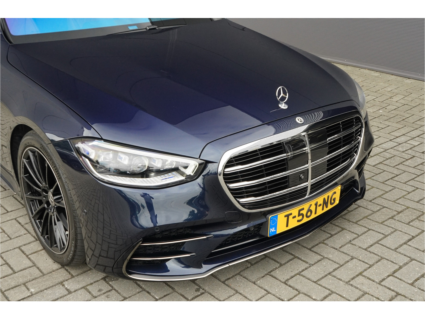 Mercedes-Benz Mercedes-Benz
