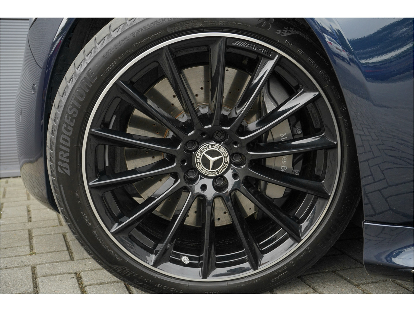 Mercedes-Benz Mercedes-Benz