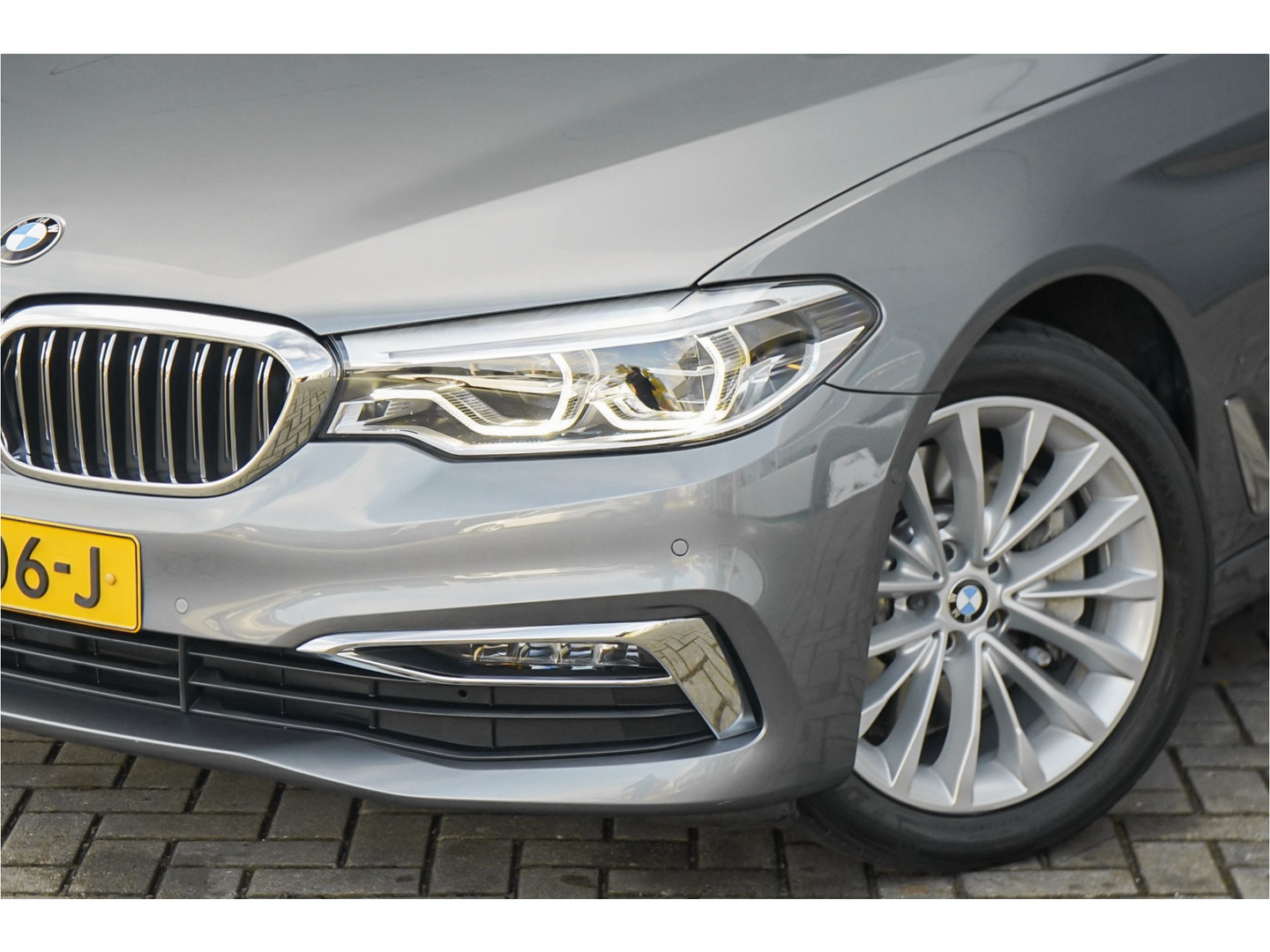 BMW BMW
