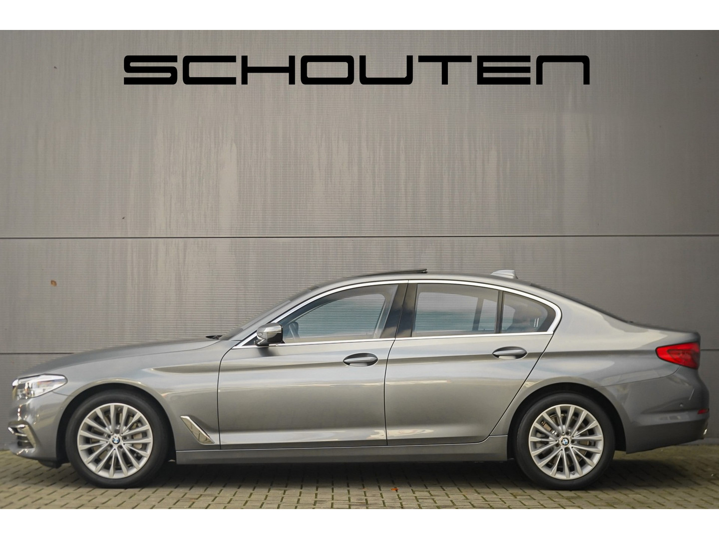 BMW BMW