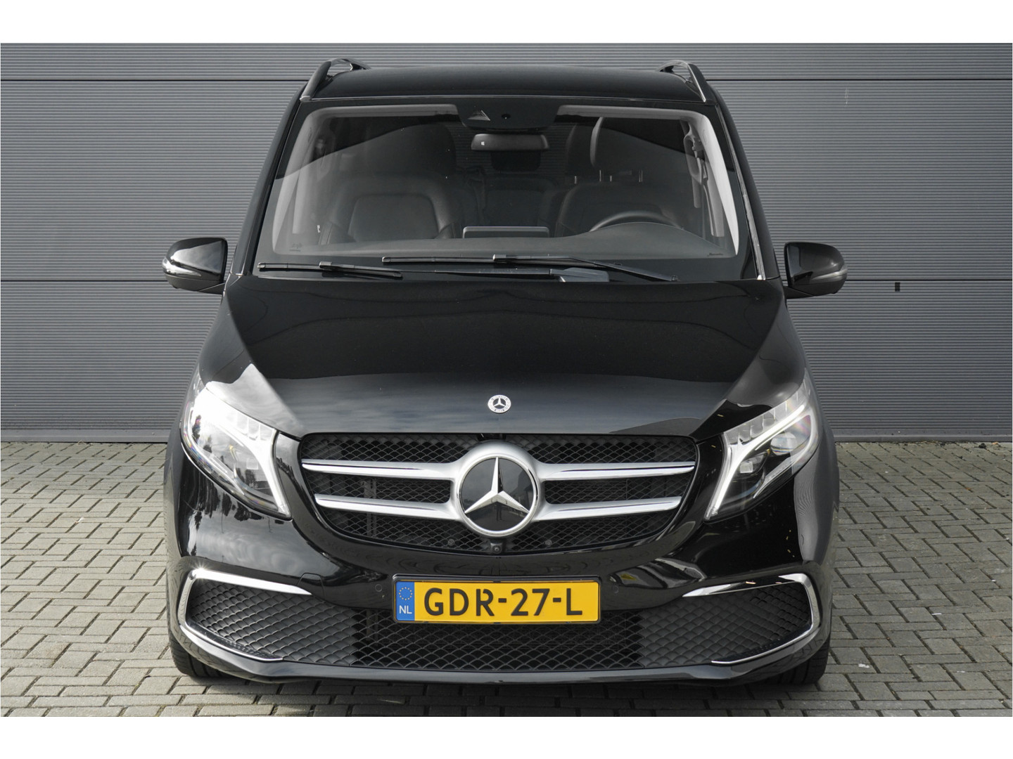 Mercedes-Benz Mercedes-Benz